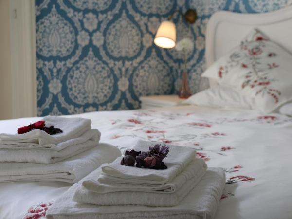 Aitna B&B : photo 10 de la chambre chambre lit king-size supérieure