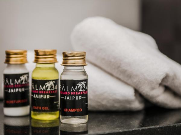 Palm 34 : photo 4 de la chambre appartement avec balcon