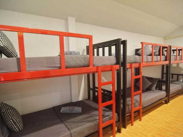 Lanta Hostel : photo 1 de la chambre lit dans dortoir mixte de 6 lits
