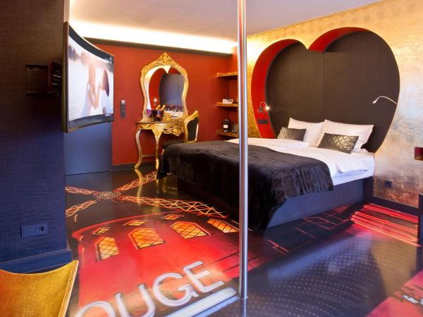 stays design Hotel Dortmund : photo 4 de la chambre suite moulin rouge