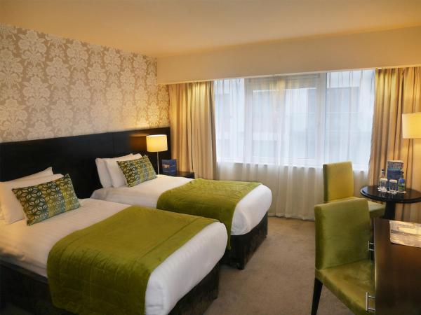 The Connacht Hotel : photo 4 de la chambre chambre lits jumeaux