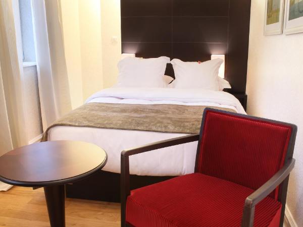 Logis Hôtel Ettenheim : photo 1 de la chambre chambre simple avec salle de bains privative