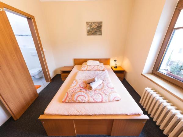 Pension Lukas : photo 5 de la chambre chambres doubles communicantes