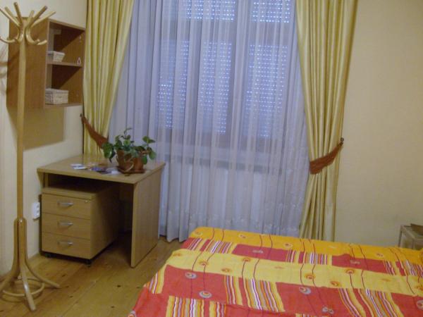 Csapd le Csacsi Vendégház : photo 2 de la chambre chambre double ou lits jumeaux avec salle de bains privative