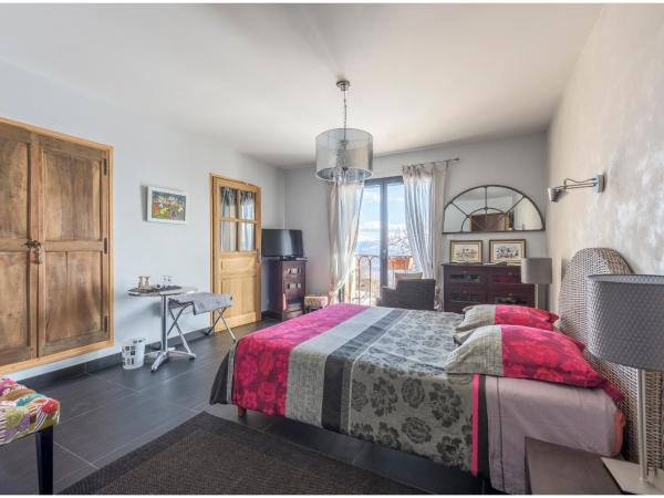 Château Serigues : photo 3 de la chambre chambre double