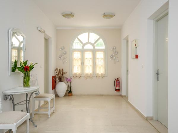 Golden Beach Studios Down Town : photo 8 de la chambre chambre double Économique