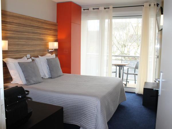 Hotel de France : photo 9 de la chambre chambre double ou lits jumeaux supérieure avec climatisation