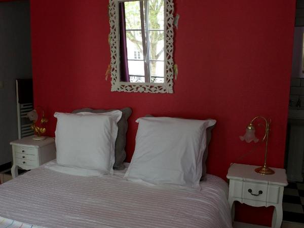 Chambre d'hôtes La Célestine : photo 8 de la chambre suite deluxe