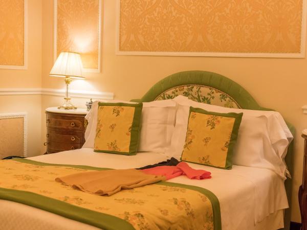 Hotel Bernini Palace : photo 2 de la chambre chambre familiale