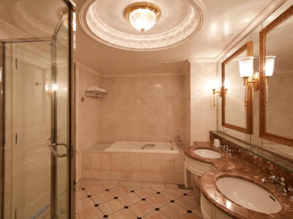 Grand Nikko Tokyo Daiba : photo 5 de la chambre chambre familiale - côté rainbow bridge - non-fumeurs