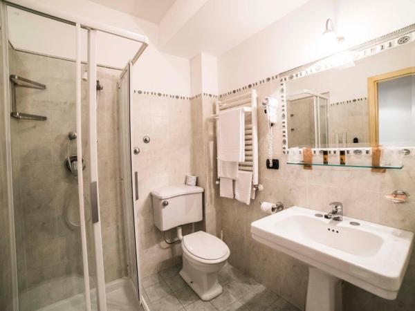 Hotel Victoria : photo 3 de la chambre chambre triple