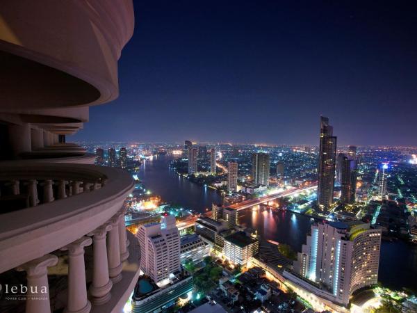 Tower Club at lebua : photo 1 de la chambre suite tower club avec salon - vue sur rivière 