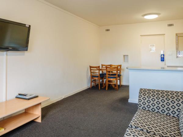 Canning Bridge Auto Lodge : photo 7 de la chambre appartement 1 chambre