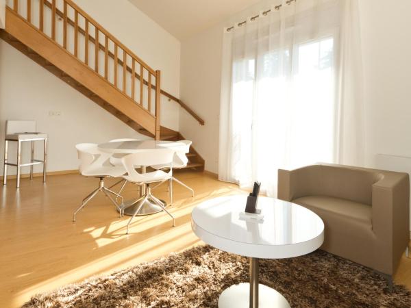 Villa Thermae Thonon-Les-Bains : photo 3 de la chambre suite confort (4 adultes)