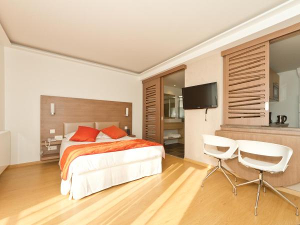 Villa Thermae Thonon-Les-Bains : photo 4 de la chambre suite junior (2 adultes)