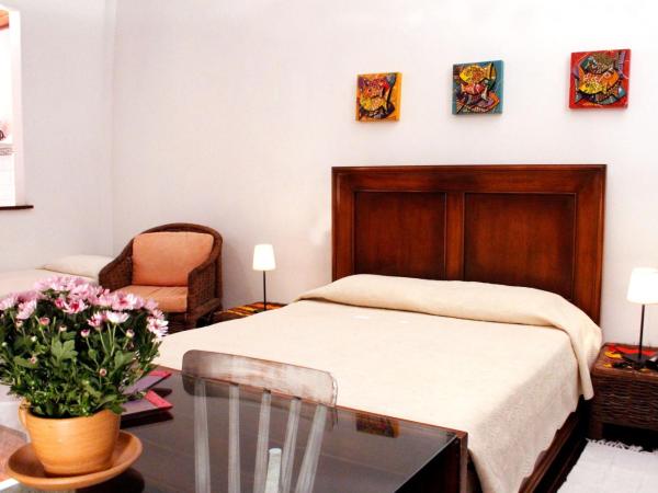 Studio do Carmo Galeria de Artes e Pousada : photo 8 de la chambre suite triple