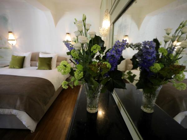 Au Jeu de Paume : photo 9 de la chambre chambre double deluxe avec baignoire