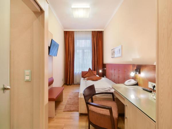 Hotel Pension Baronesse : photo 3 de la chambre chambre simple suprieure