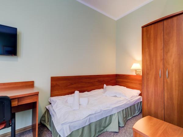 Villa Plaza : photo 2 de la chambre chambre lits jumeaux standard