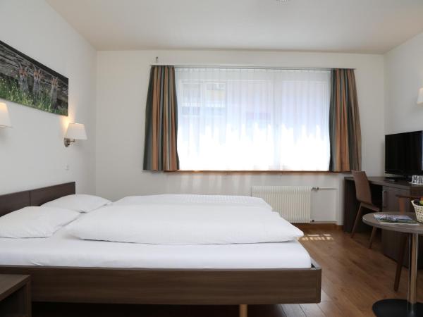 Hotel Crystal Interlaken : photo 2 de la chambre standard twin room (16 - 18m2)
