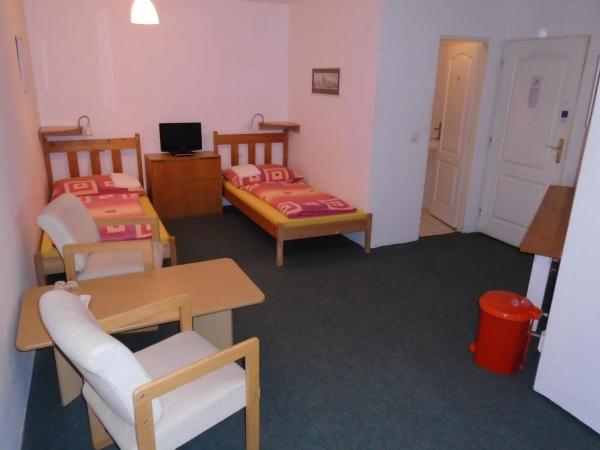 Pension Dobroucky : photo 1 de la chambre chambre triple