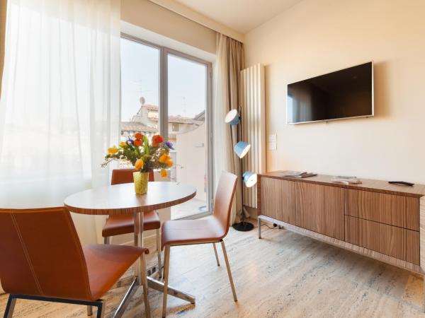 Le Stanze degli Amidei : photo 3 de la chambre suite junior avec terrasse - sur 2 niveaux