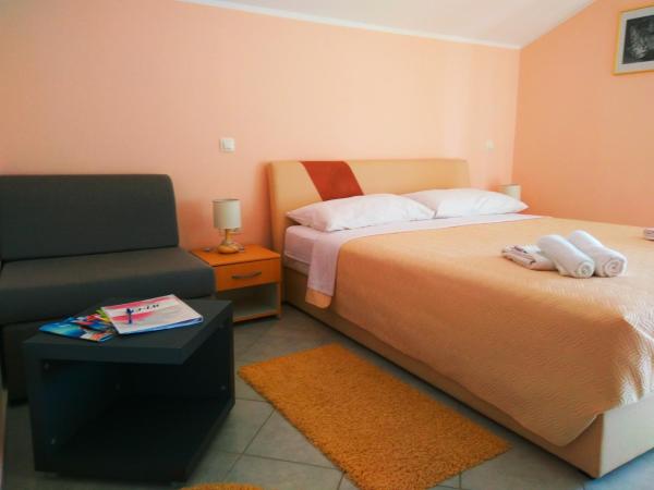 ApartHotel Viola : photo 9 de la chambre studio avec terrasse