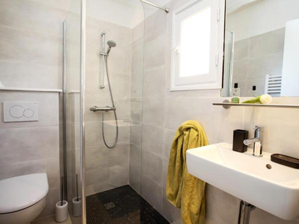 Hameau Du Sentier Des Sources : photo 4 de la chambre studio avec vue sur jardin