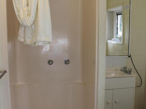 Oasis Inn Apartments : photo 6 de la chambre studio