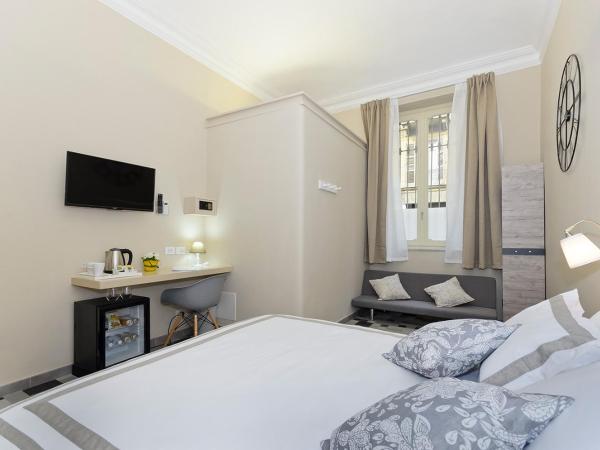 TOHOUSE Rooms : photo 6 de la chambre chambre quadruple standard