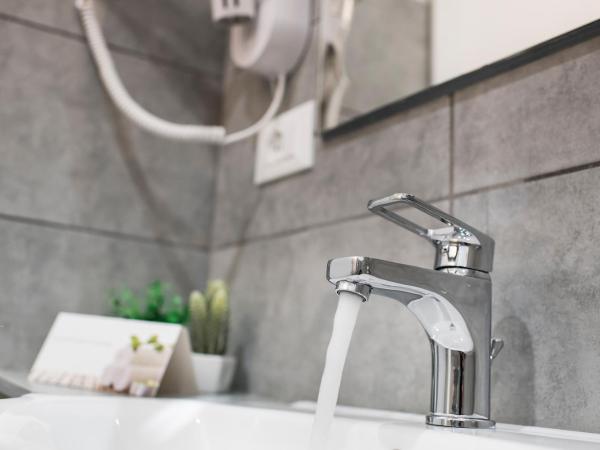 TOHOUSE Rooms : photo 10 de la chambre chambre quadruple standard