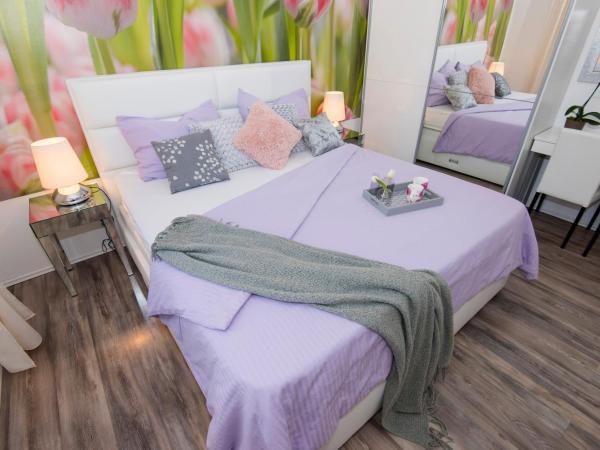 Guest house Lenny rooms : photo 6 de la chambre chambre double - vue sur mer