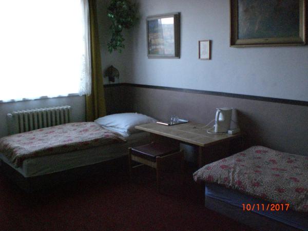 pension Kalik : photo 4 de la chambre suite familiale avec balcon