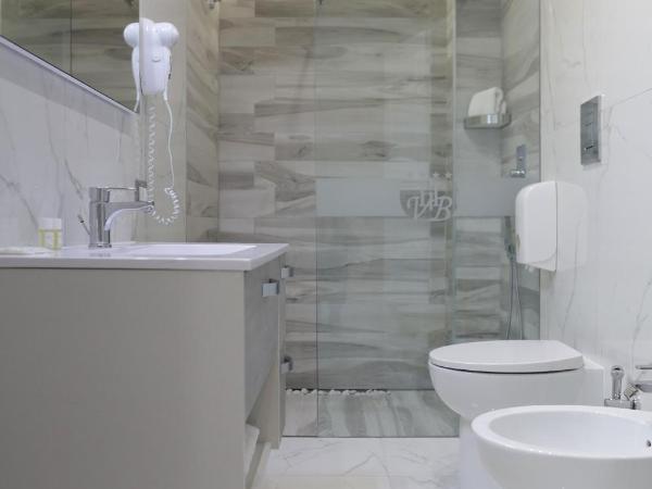 Hotel Vergilius Billia : photo 2 de la chambre chambre quadruple