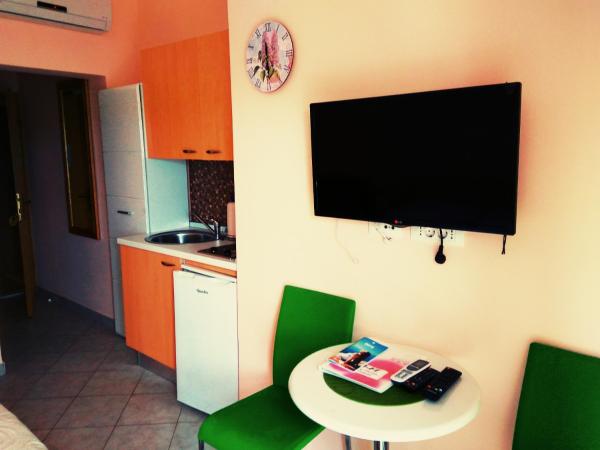 ApartHotel Viola : photo 10 de la chambre studio avec balcon