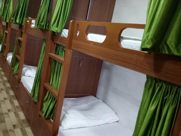 Royal Dormitory : photo 2 de la chambre lit simple dans dortoir pour hommes