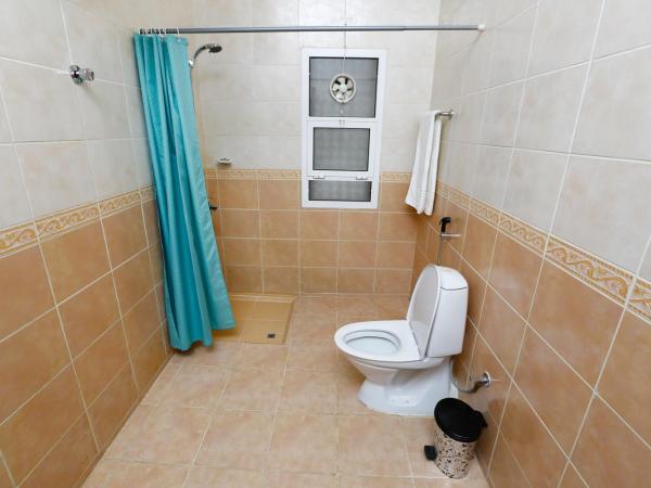 Muscat International Hotel : photo 1 de la chambre chambre lits jumeaux