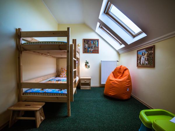Prague Sweet Home : photo 8 de la chambre superior family room with separate kids room