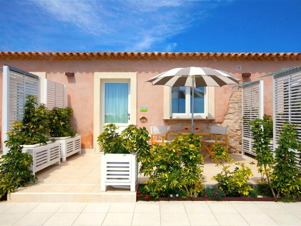 Hotel Casale Milocca : photo 2 de la chambre chambre double supérieure avec terrasse