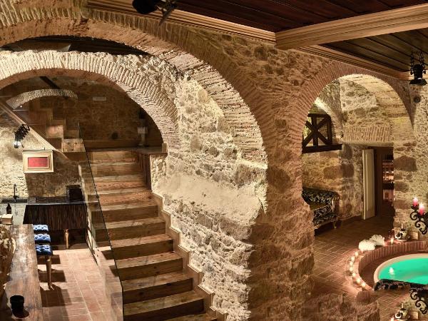 Solar Antigo Luxury Coimbra : photo 8 de la chambre suite avec piscine privée