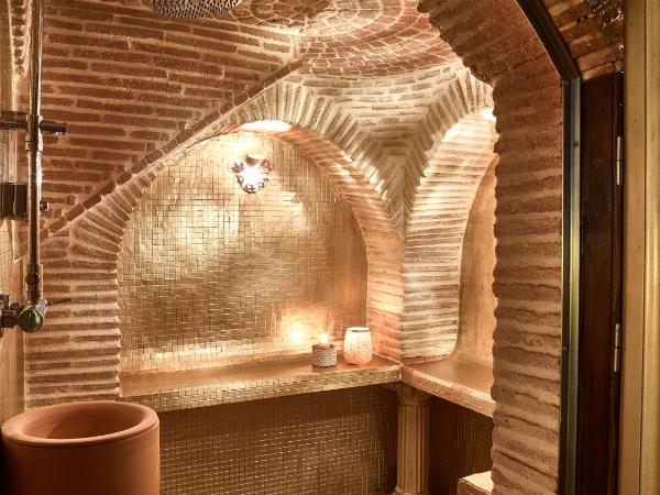 Solar Antigo Luxury Coimbra : photo 3 de la chambre suite avec piscine privée