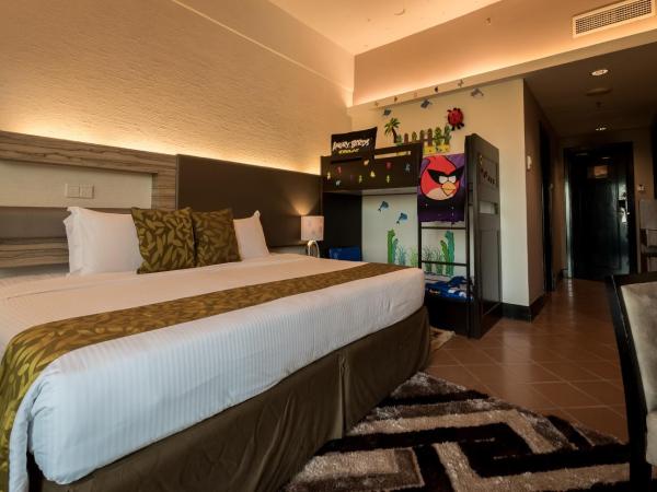 Thistle Port Dickson Resort : photo 1 de la chambre hébergement familial chardon - côté mer