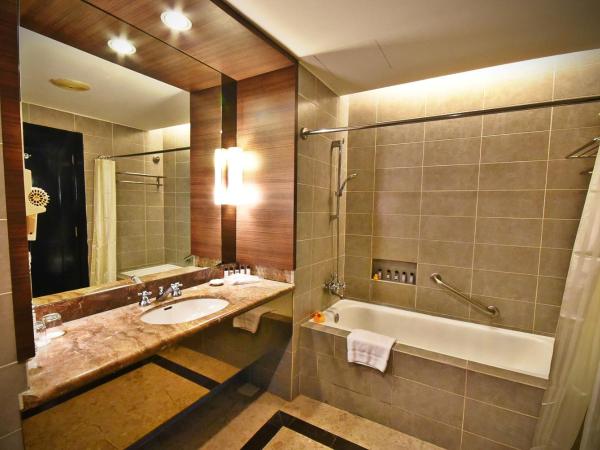 Thistle Port Dickson Resort : photo 5 de la chambre hébergement familial chardon - côté mer