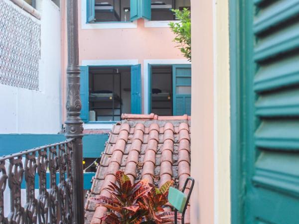 Hospedaria Rio : photo 9 de la chambre chambre double ou lits jumeaux avec balcon