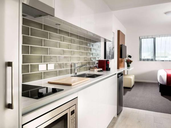 Ramada by Wyndham VetroBlu Scarborough Beach : photo 4 de la chambre chambre lit king-size - non-fumeurs