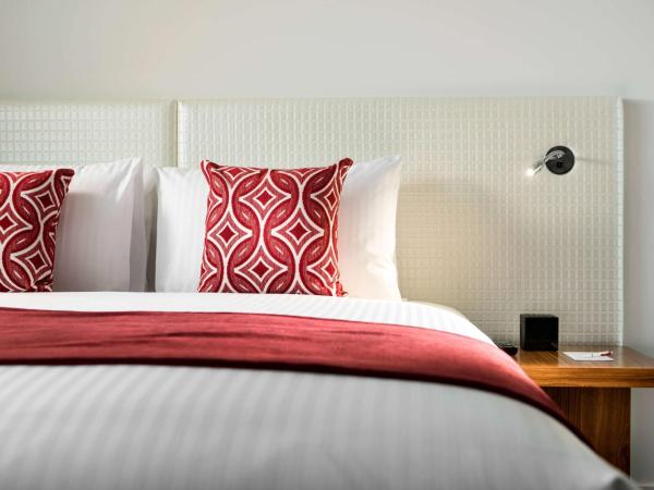 Ramada by Wyndham VetroBlu Scarborough Beach : photo 5 de la chambre chambre lit king-size - non-fumeurs