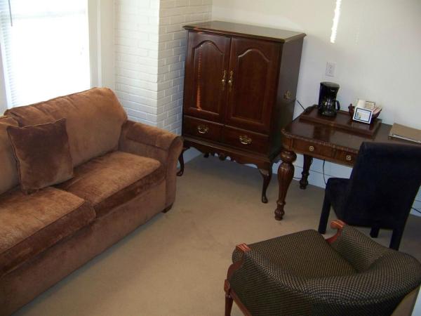 Fort Harrison State Park Inn : photo 2 de la chambre suite lit queen-size