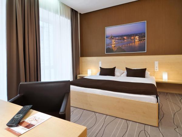 Promenade City Hotel : photo 1 de la chambre chambre double ou lits jumeaux