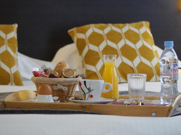 Hôtel Des Quatrans : photo 1 de la chambre chambre double privilège