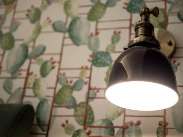 Family Affair Luxury Rooms&Suites : photo 6 de la chambre chambre double deluxe avec balcon